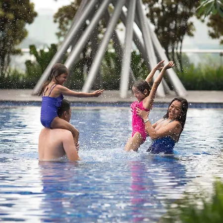 Hilton Bandung Hotel Bagian luar foto
