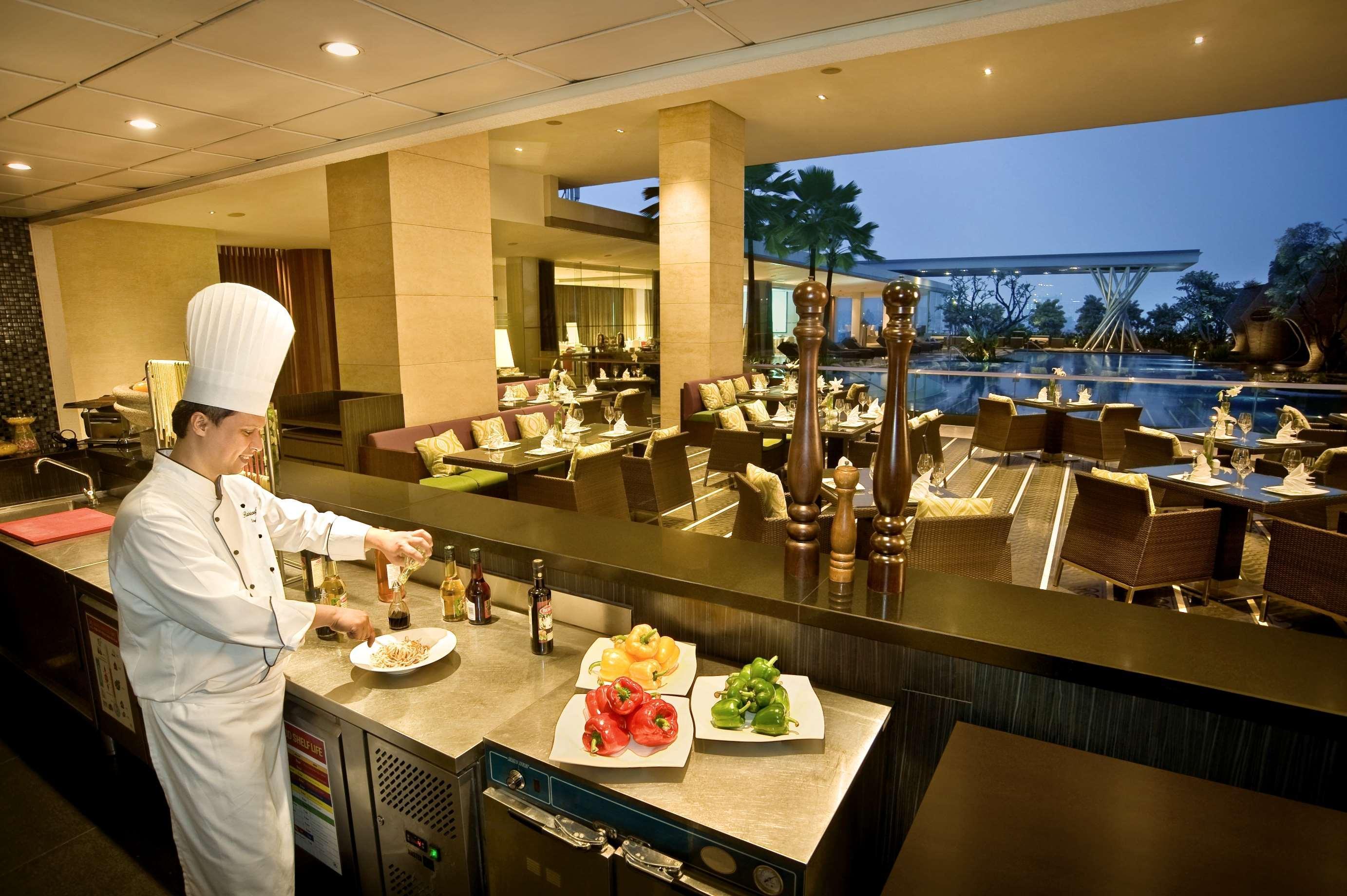 Hilton Hotel 5*